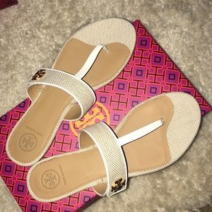 New Tory Burch Thong Sandal, size 9